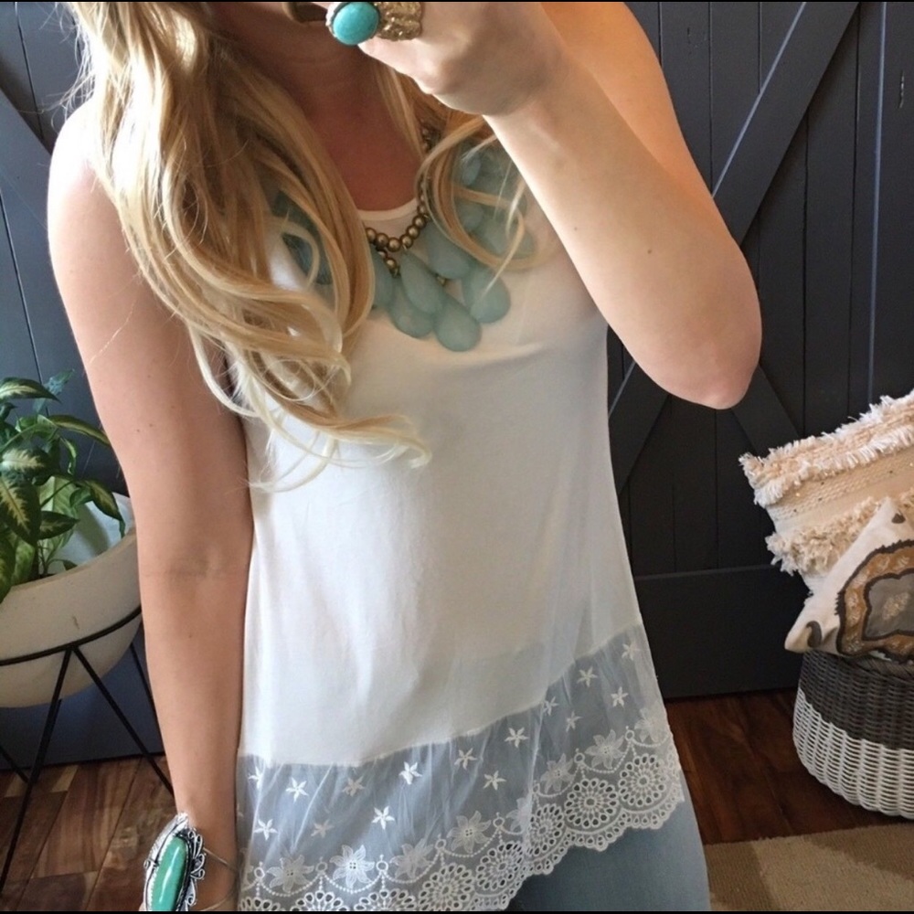 Cream lace layering tank NWT
